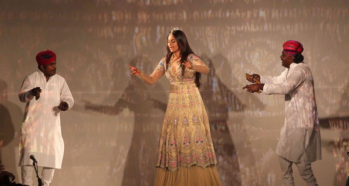 Sonakshi Sinha performs bhangra on the ramp